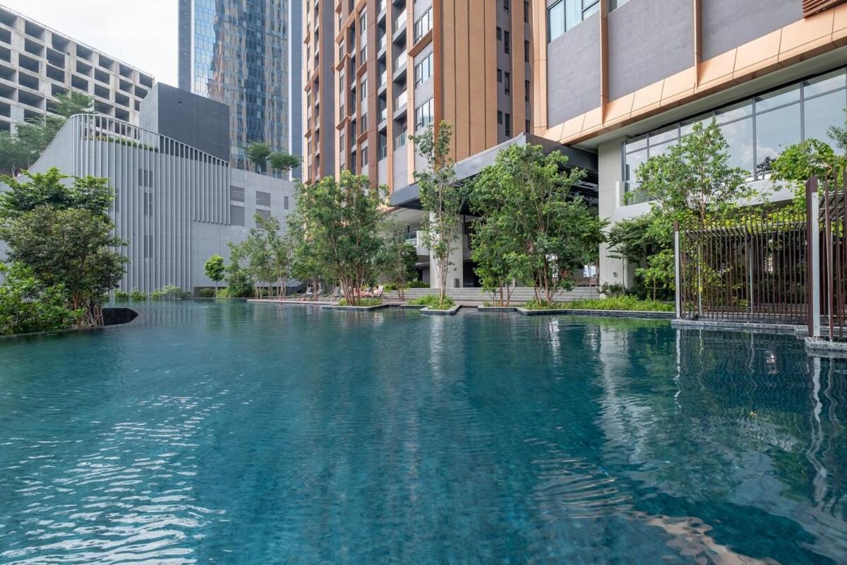 Bukit Bintang W Baby Cot Lucentia Linked Lalaport Apartment Kuala Lumpur