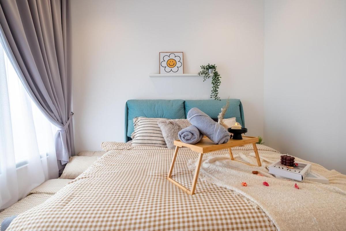 Bukit Bintang W Baby Cot Lucentia Linked Lalaport Apartment Kuala Lumpur